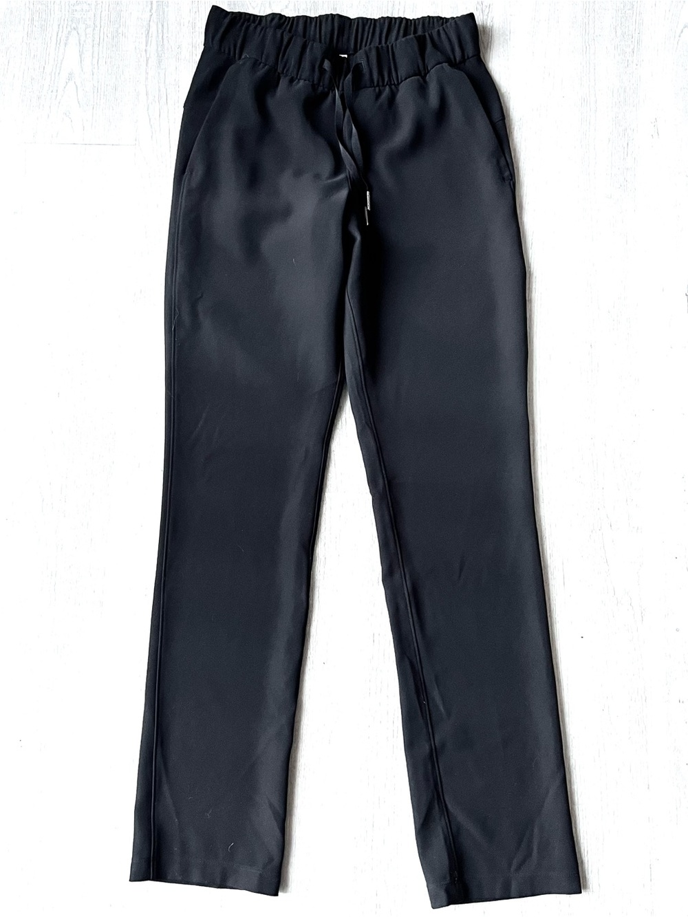 Lululemon On The Fly Pant Woven Size 4 Black 30” Inseam